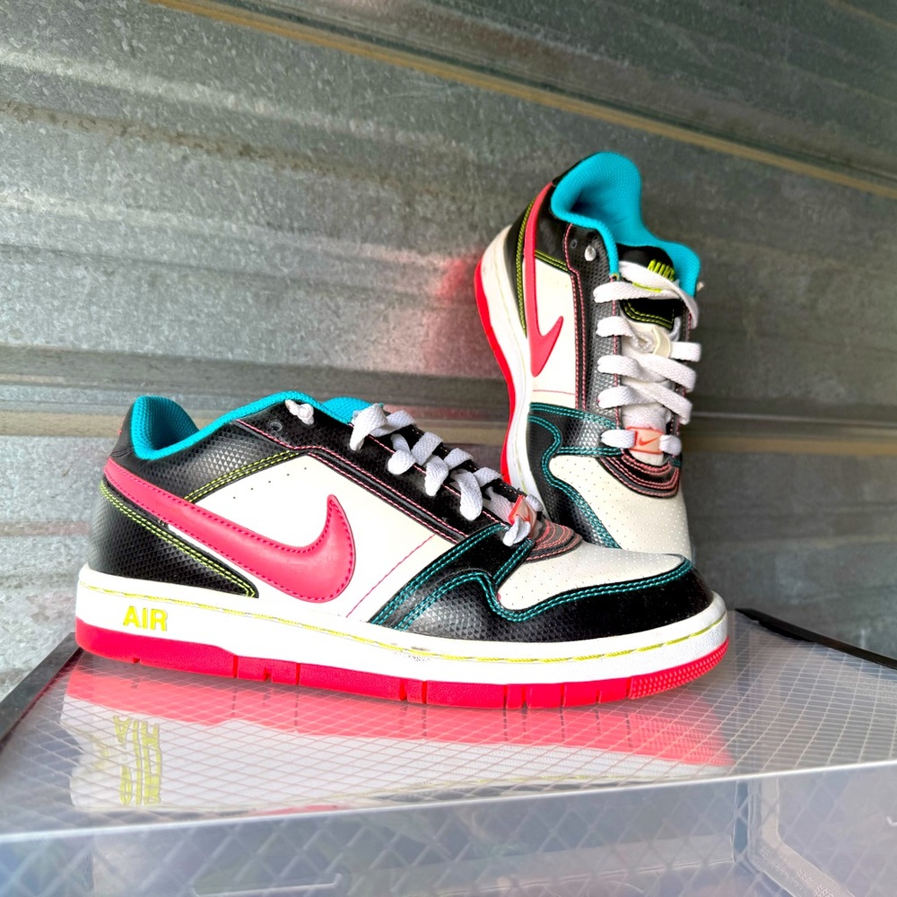 Vintage Nike Air Prestige III